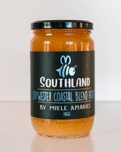 Load image into Gallery viewer, Sou&#39;Wester Coastal Blend Honey

